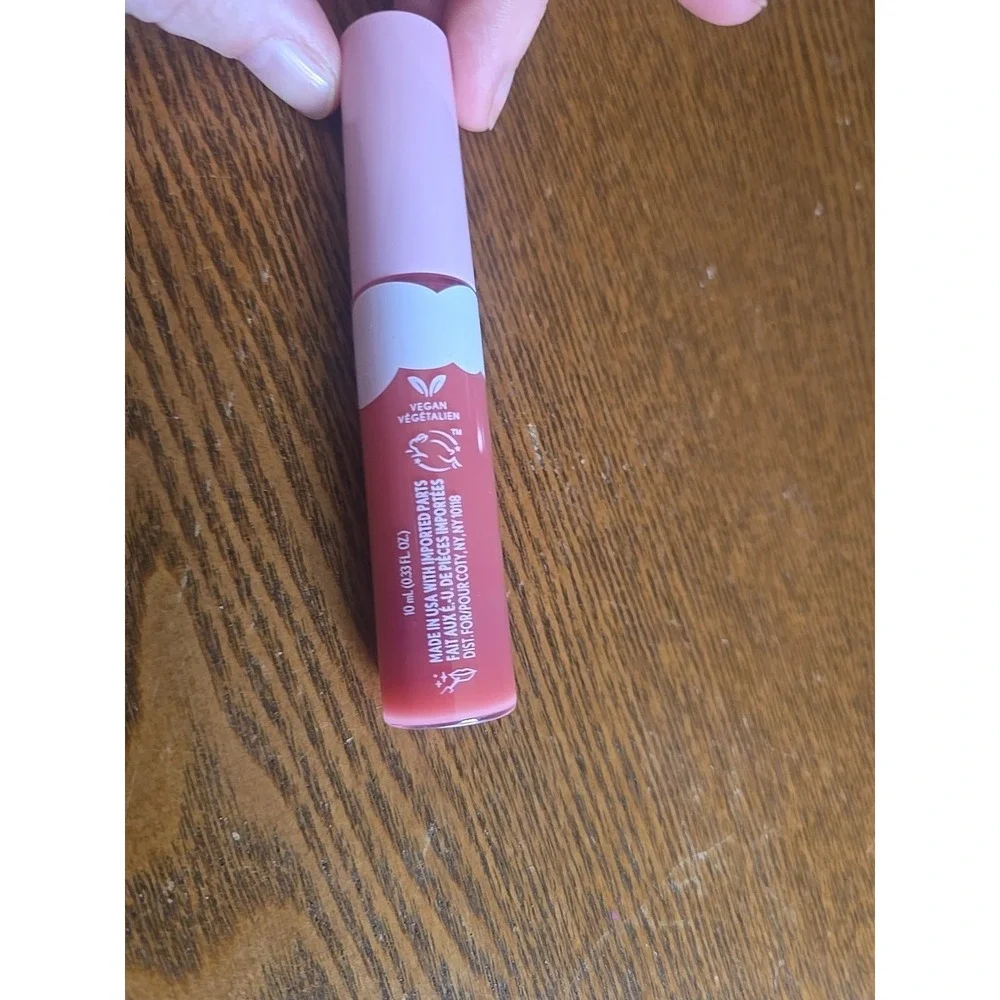 COVERGIRL Clean Fresh Yummy Gloss #500 Havana Good Time Sealed Vegan‎